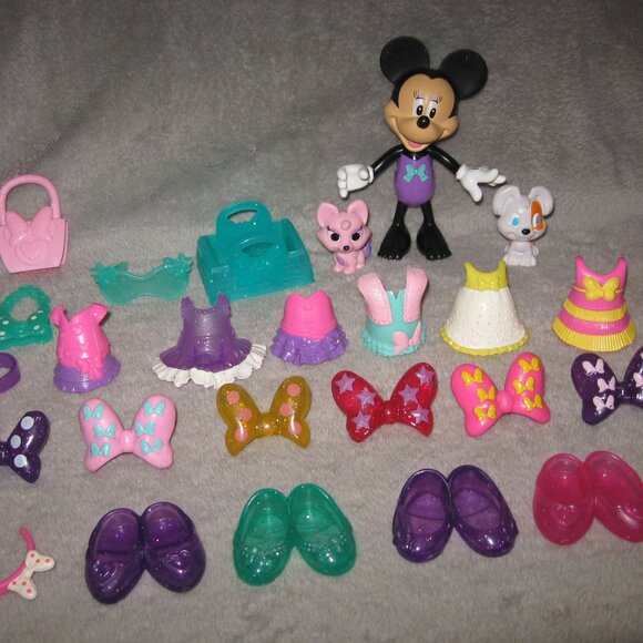 Disney Dress Up Minnie Mouse Snap N Style Huge Lot 2408A0 - Picture 1 of 11